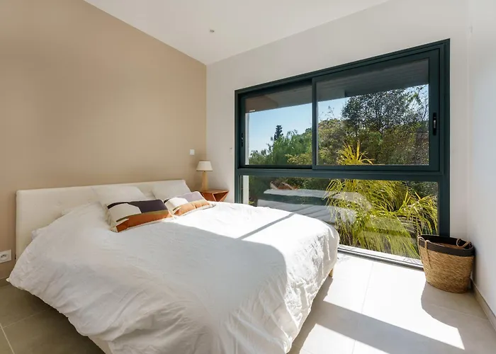 443 - Heated Pool Near The *