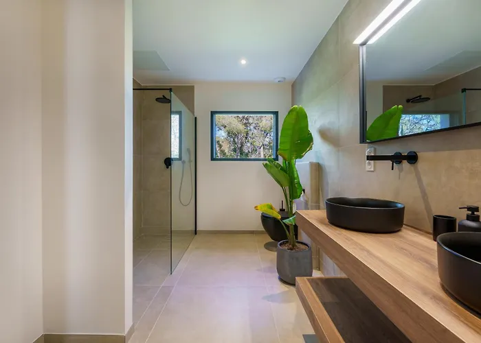 443 - Heated Pool Near The Villa