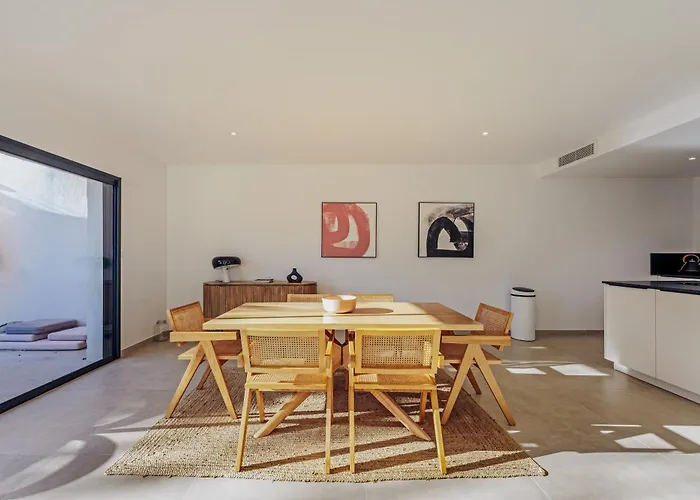 443 - Heated Pool Near The *