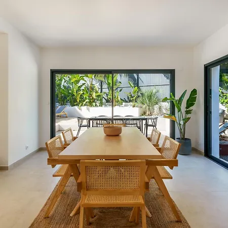 443 - Heated Pool Near The