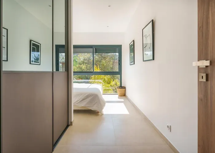 443 - Heated Pool Near The *